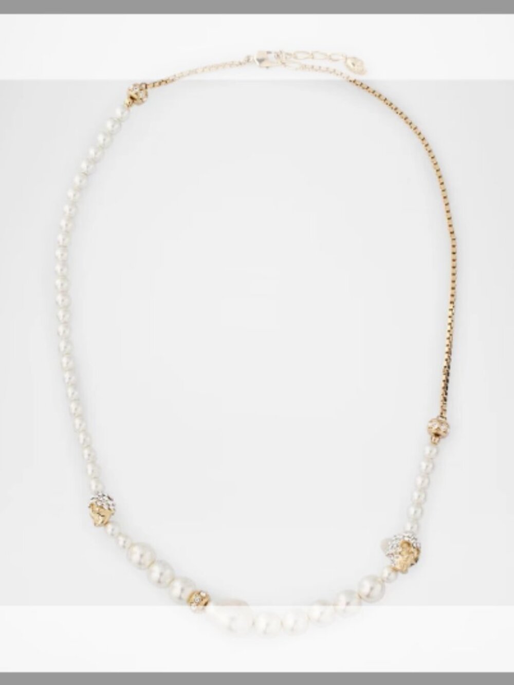 McQueen NWT Pearly Skull Necklace (ORIG. $650) COLOR=PEARL